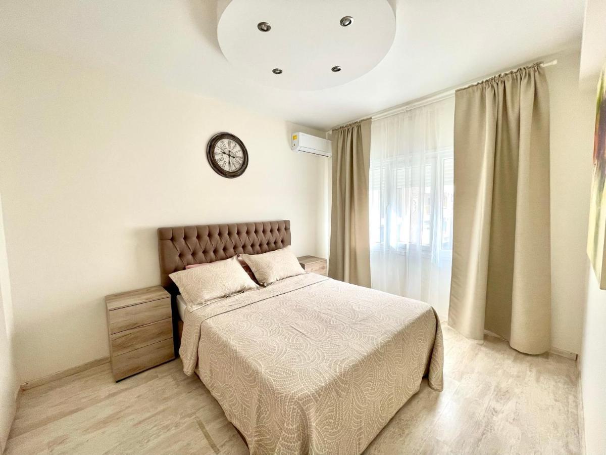 100 M To The Beach Sea La Vie 3 Bedroom Apartment Limassol Exterior photo